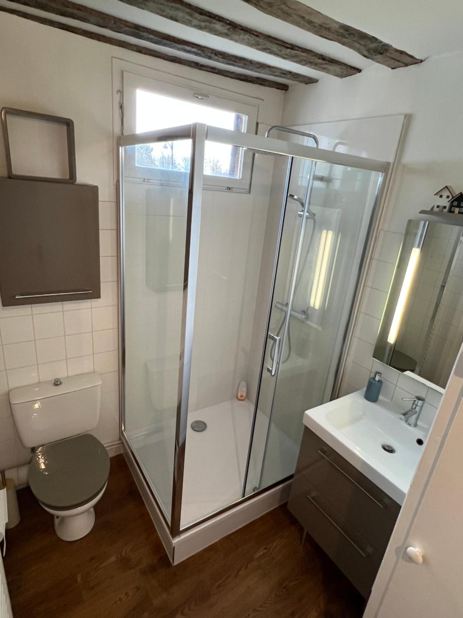 Une Pause Chez Julien, Appartement Lumineux Et Idealement Situe! Honfleur Zewnętrze zdjęcie