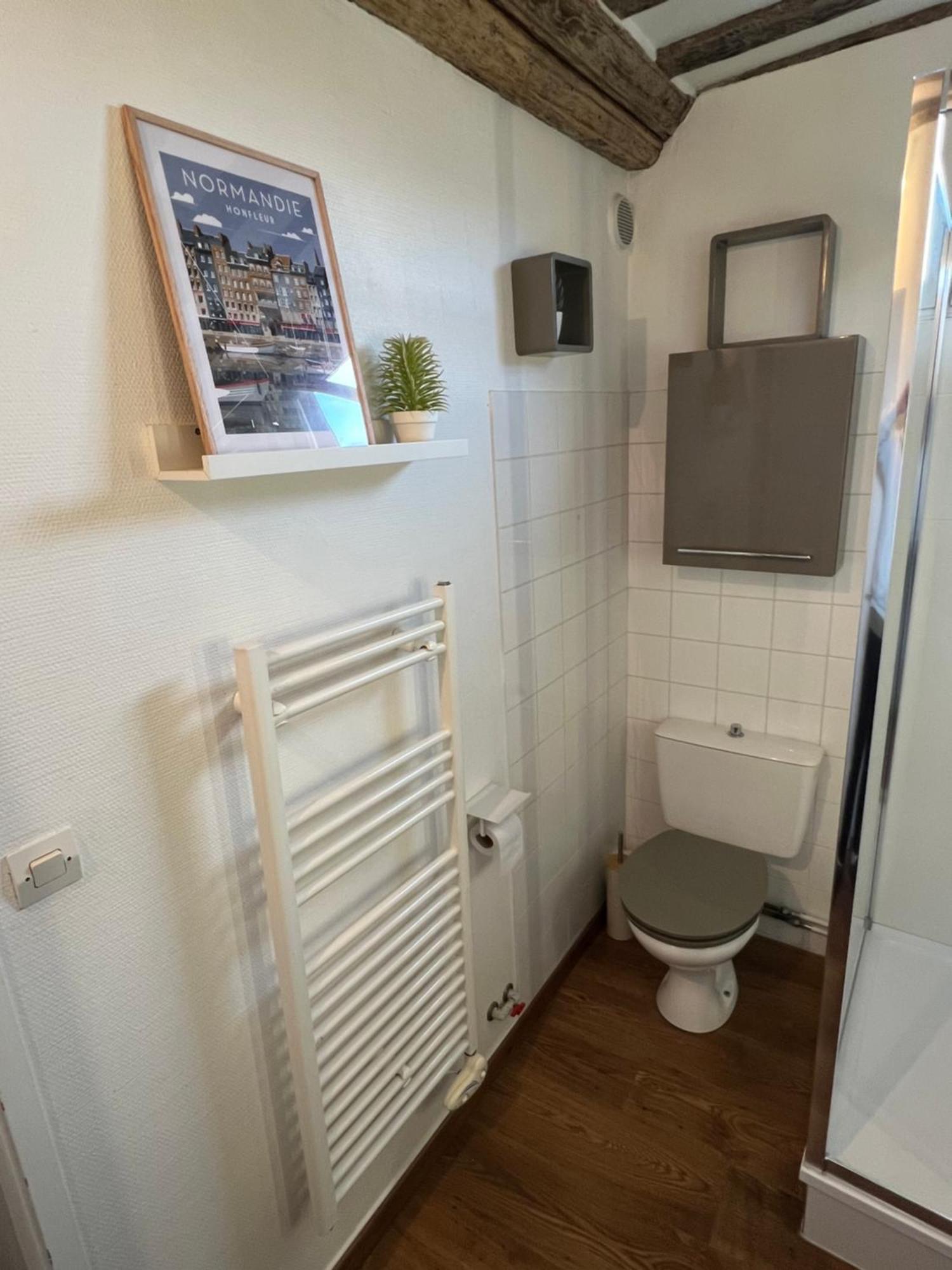 Une Pause Chez Julien, Appartement Lumineux Et Idealement Situe! Honfleur Zewnętrze zdjęcie